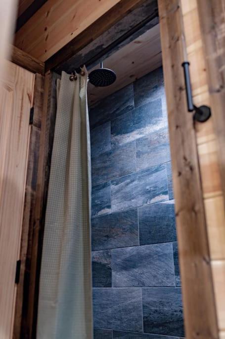 The Secluded Reset Button Cabin 브로큰보우 외부 사진